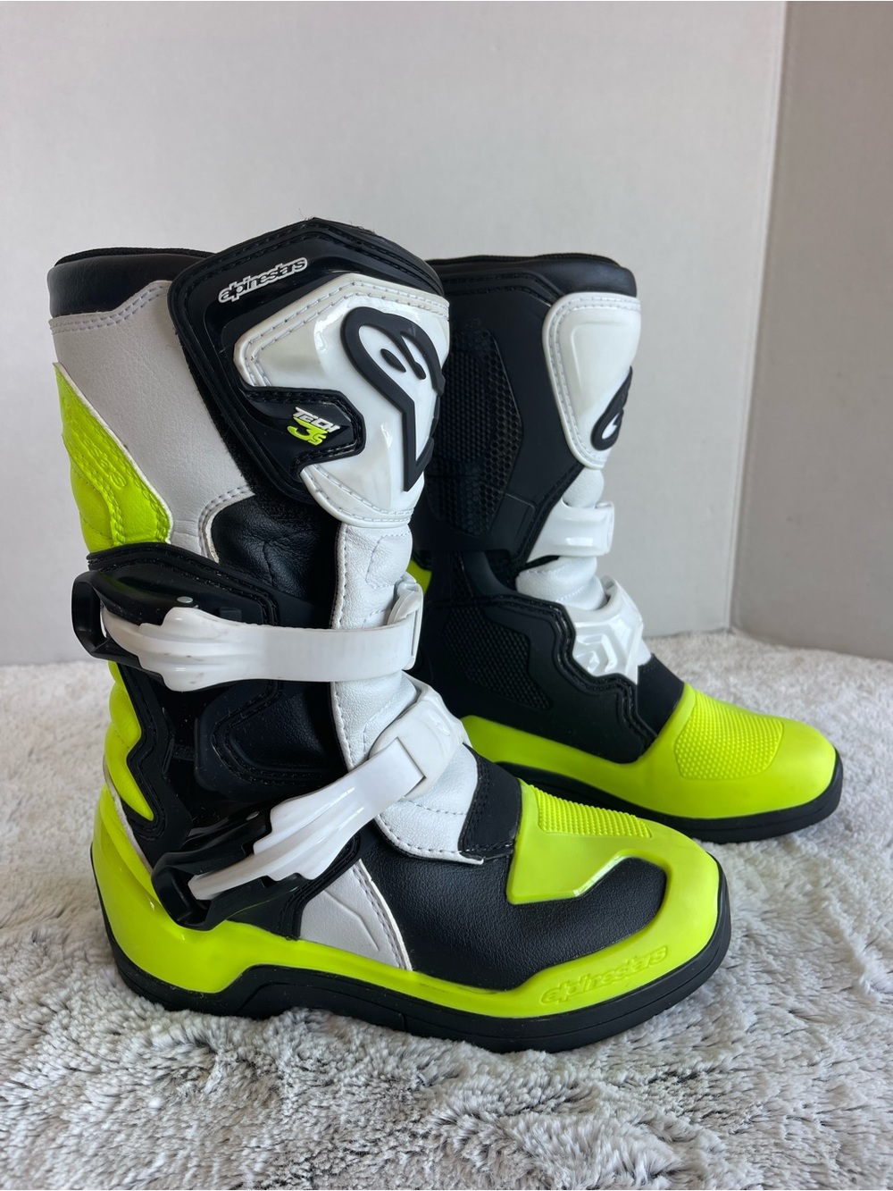 Alpinestars Black, White & Neon Yellow Motocross Boots US Youth/Big Kids 1.5 2.0